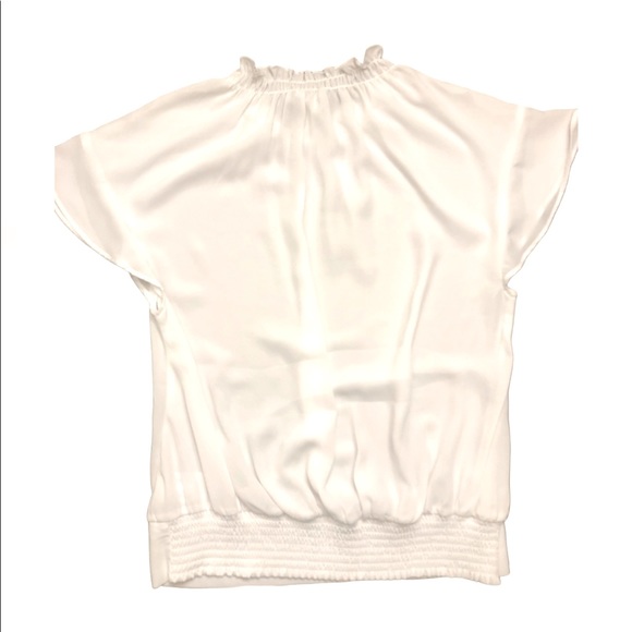 EXPRESS Pretty & Feminine Mock Neck Flutter Sleeve & Banded Waist Top SZ M - Picture 3 of 7